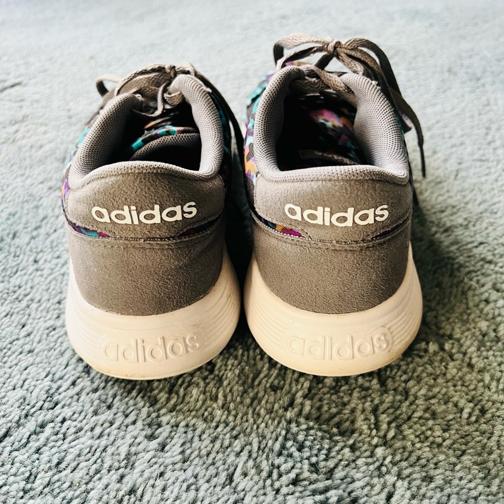 Adidas Neo sneakers